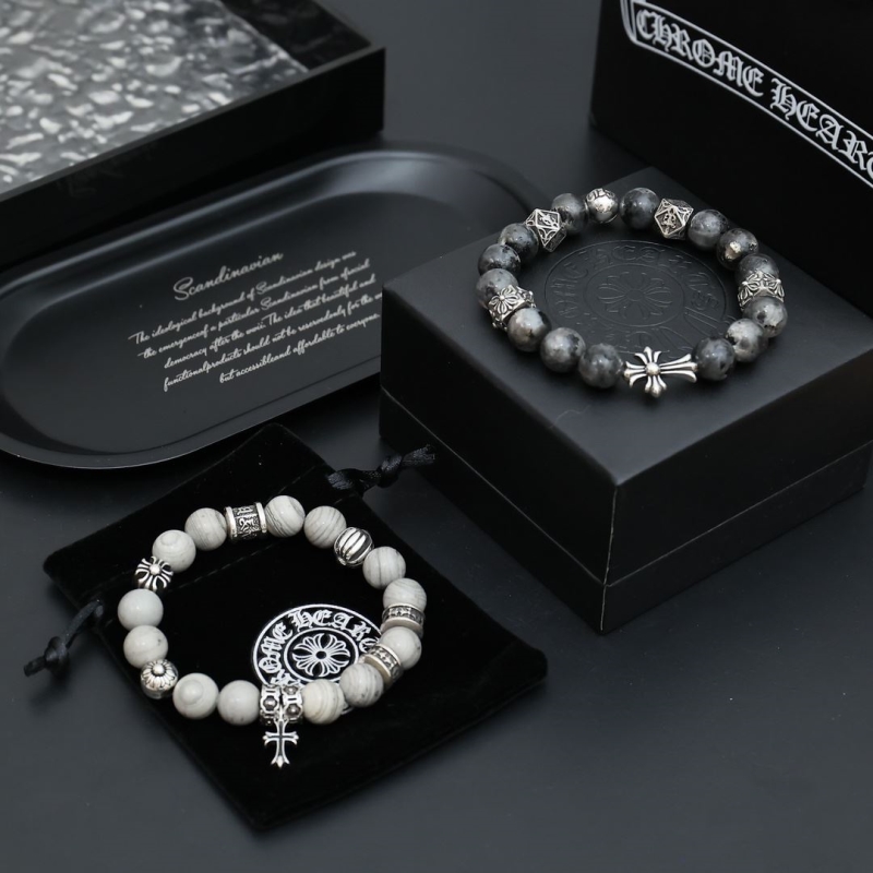 Ch**me He**ts bracelets